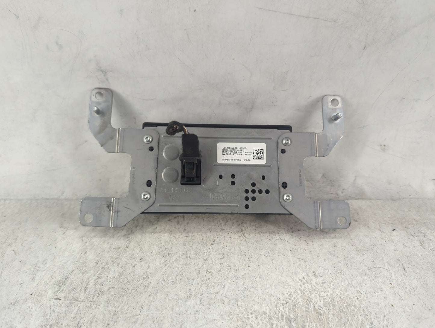 2015 Ford Mustang Information Display Screen - Oemusedautoparts1.com