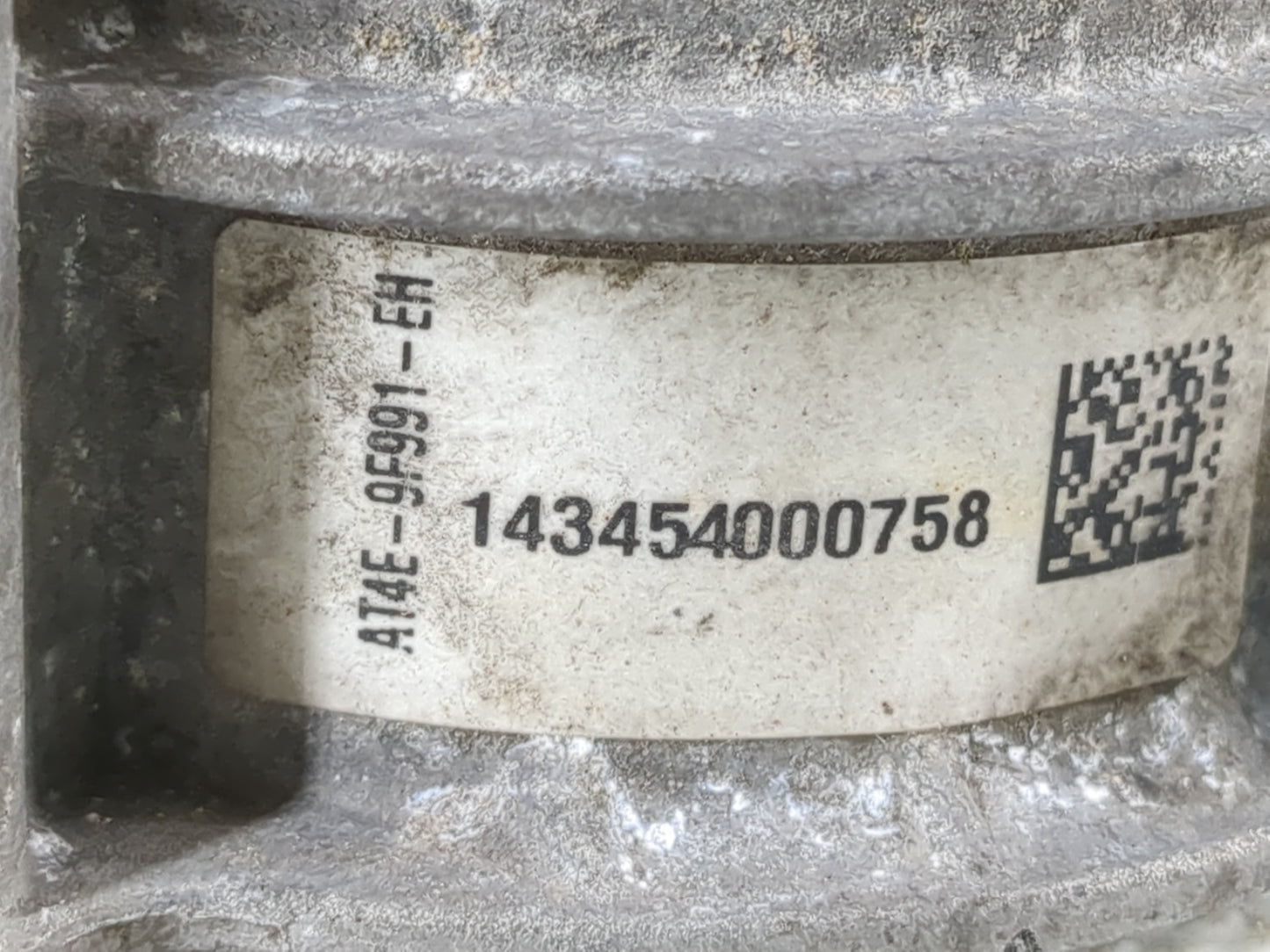 2013-2019 Ford Taurus Throttle Body P/N:AT4E-9F991-EH Fits Fits 2011 2012 2013 2014 2015 2016 2017 2018 2019 OEM Used Auto P