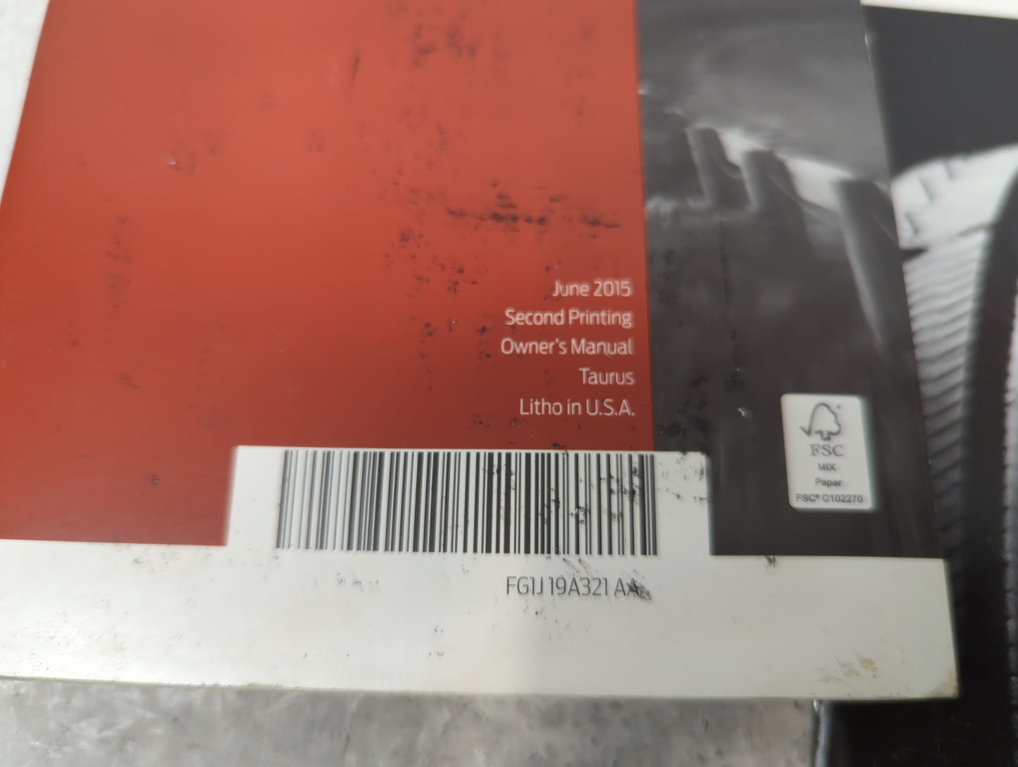 2015 Ford Taurus Owners Manual Book Guide P/N:FG1J19A321AA OEM Used Auto Parts - Oemusedautoparts1.com