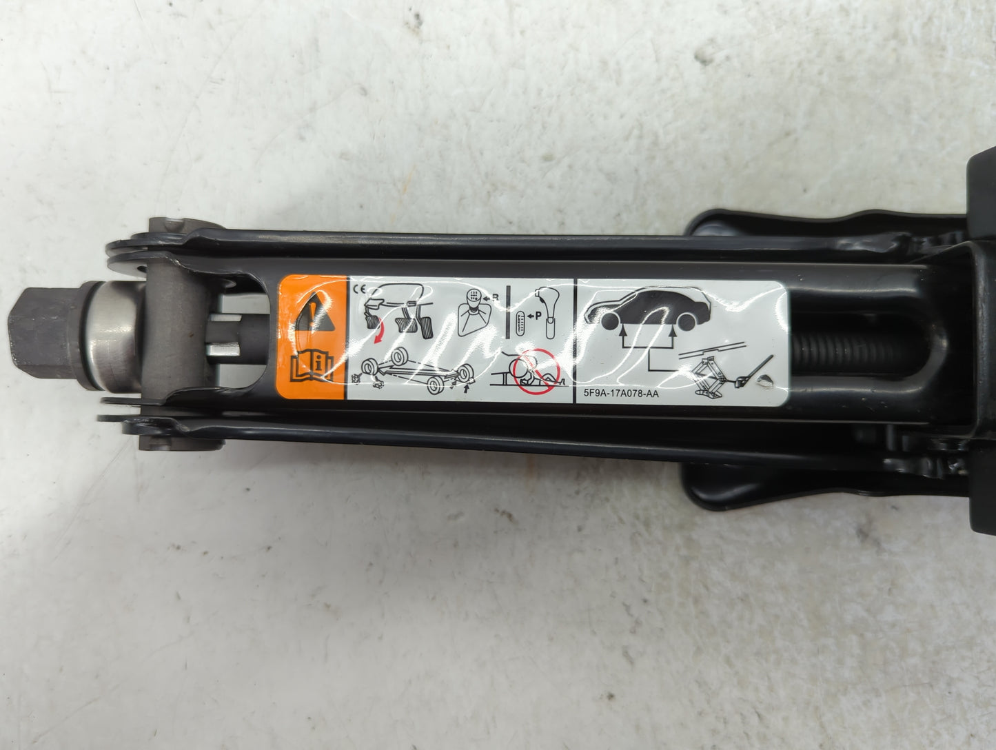2015 Ford Taurus Spare Scissor Car Jack 1409681 - Oemusedautoparts1.com