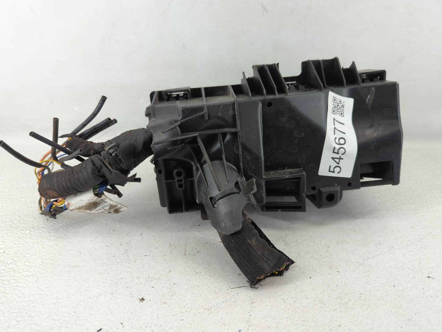 2013-2016 Ford Taurus Fusebox Fuse Box Panel Relay Module P/N:DG1T-14A003-BA Fits Fits 2013 2014 2015 2016 OEM Used Auto Par