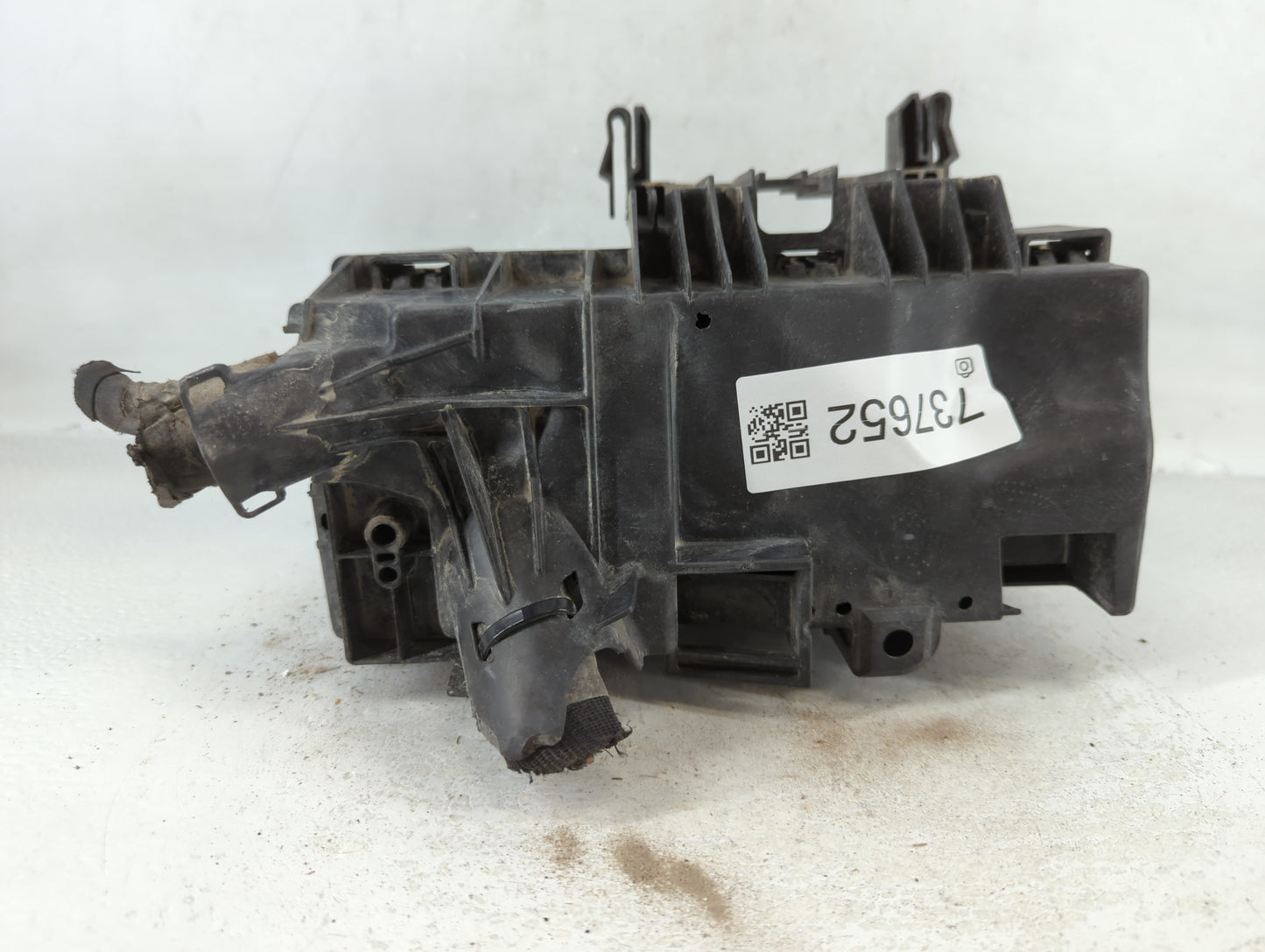 2013-2016 Ford Taurus Fusebox Fuse Box Panel Relay Module P/N:DG1T-14A003-BA Fits Fits 2013 2014 2015 2016 OEM Used Auto Par