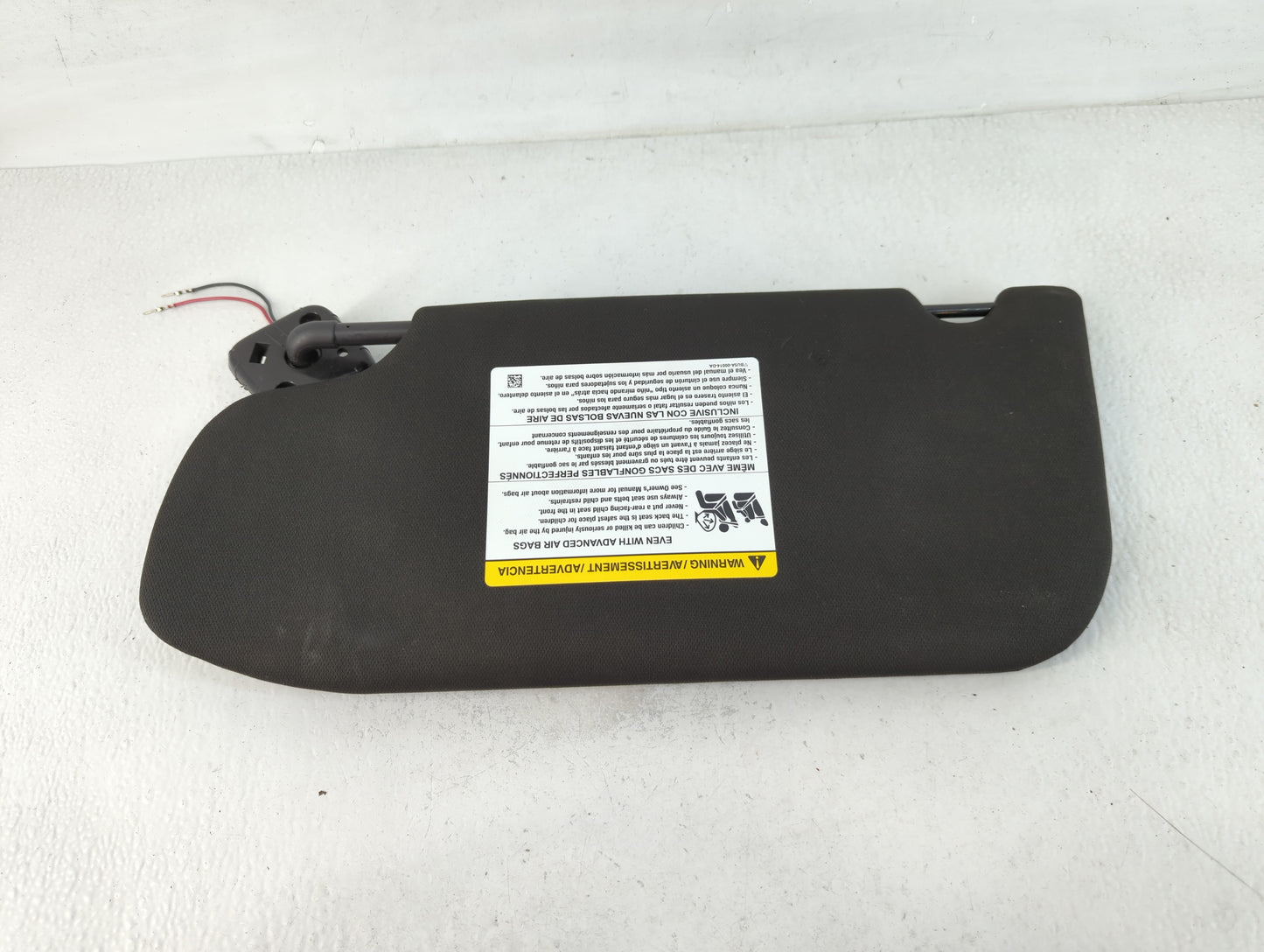2013-2019 Ford Taurus Sun Visor Shade Replacement Passenger Right Mirror Fits OEM Used Auto Parts - Oemusedautoparts1.com