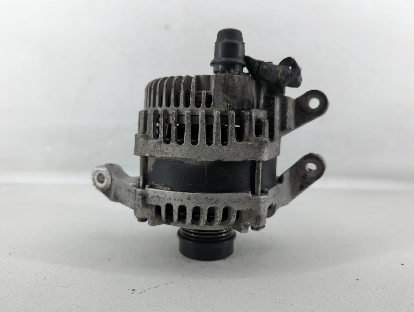 2014-2018 Ford Transit Alternator Replacement Generator Charging Assembly Engine OEM P/N:CJ5T-10300-CB Fits OEM Used Auto Pa
