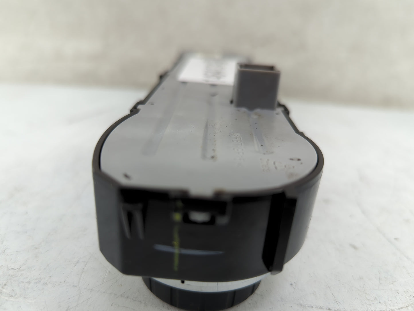 2015-2019 Gmc Canyon Climate Control Module Temperature AC/Heater Replacement P/N:23211701 Fits OEM Used Auto Parts - Oemuse