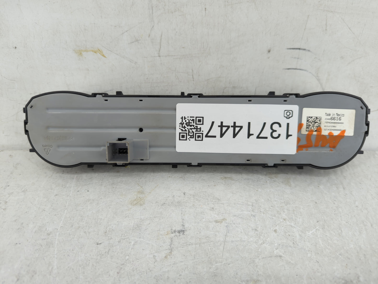 2014-2016 Gmc Sierra 1500 Climate Control Module Temperature AC/Heater Replacement P/N:815372982 23486616 Fits Fits 2014 201