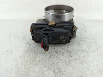 2014-2022 Gmc Sierra 1500 Throttle Body P/N:12617792 GJ86430001652100 Fits Fits 2014 2015 2016 2017 2018 2019 2020 2021 2022 OEM Used Auto Parts
