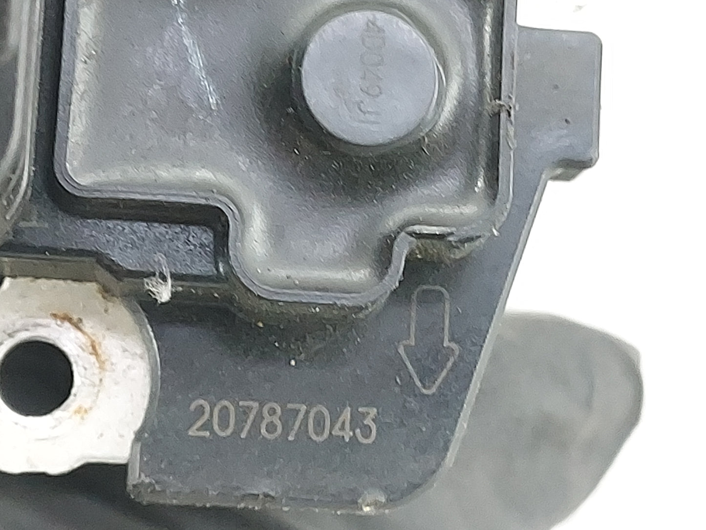 2014-2019 Gmc Sierra 1500 Mass Air Flow Meter Maf 1485326 - Oemusedautoparts1.com