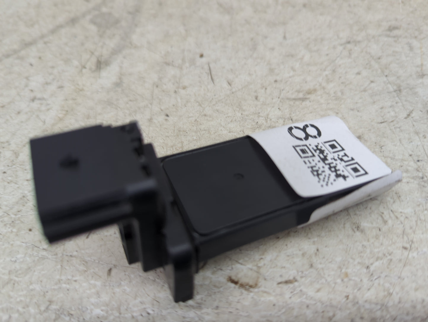 2014-2019 Gmc Sierra 1500 Mass Air Flow Meter Maf 1488718 - Oemusedautoparts1.com
