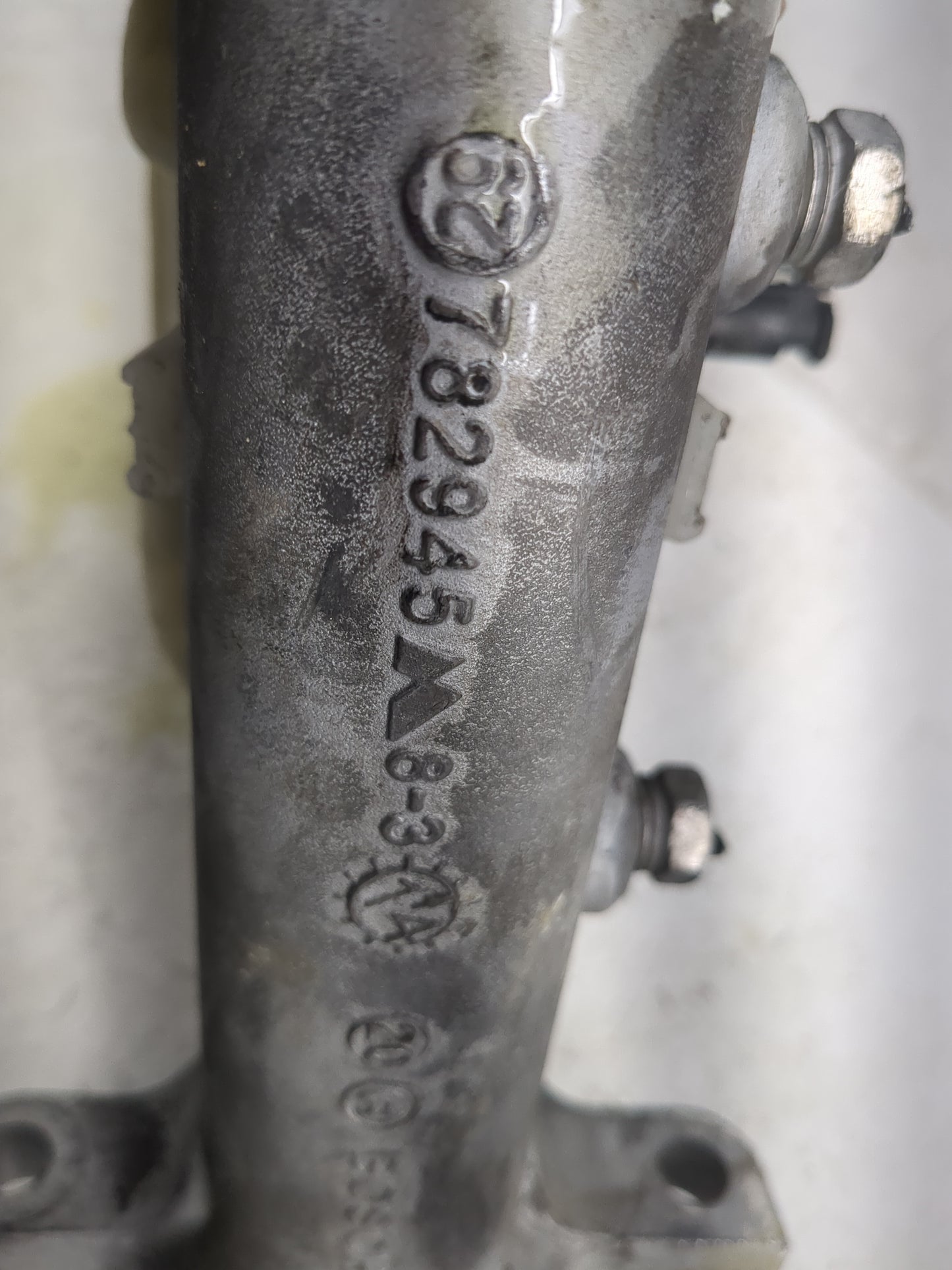2014-2019 Gmc Sierra 1500 Brake Master Cylinder 1498311 - Oemusedautoparts1.com