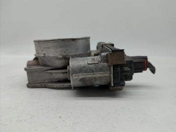 2014-2018 Gmc Sierra 1500 Throttle Body P/N:12678224 12617792 Fits Fits 2014 2015 2016 2017 2018 2019 OEM Used Auto Parts