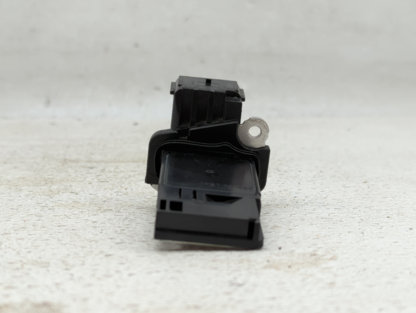 2014-2019 Gmc Sierra 1500 Mass Air Flow Meter Maf - Oemusedautoparts1.com