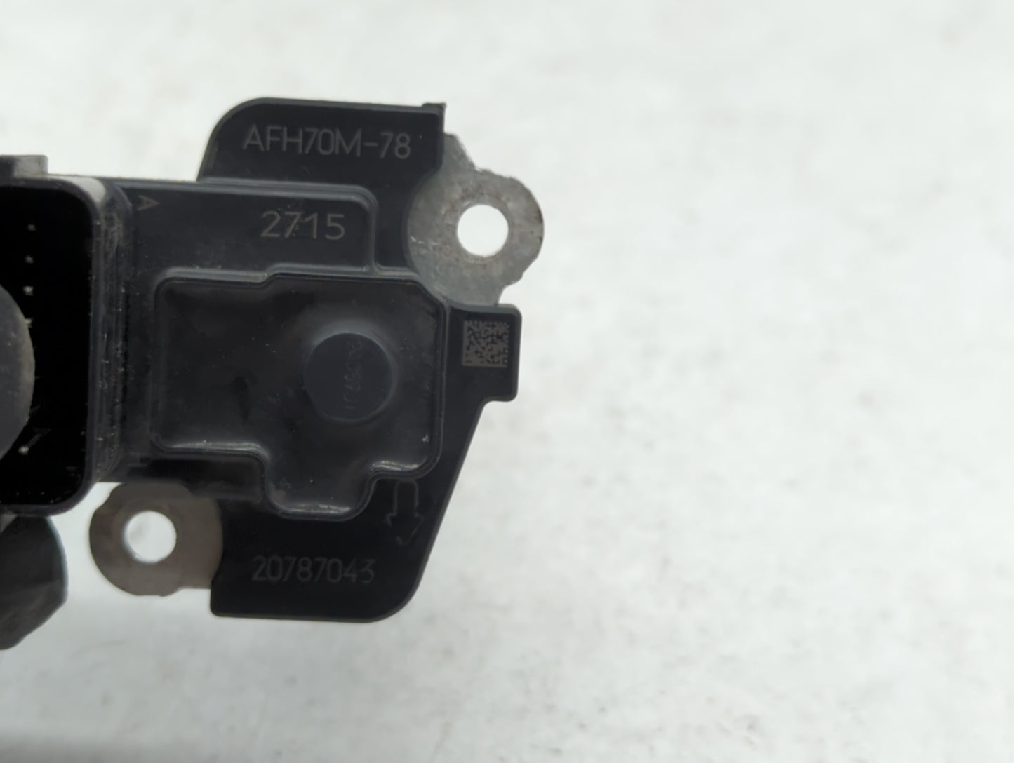 2014-2019 Gmc Sierra 1500 Mass Air Flow Meter Maf - Oemusedautoparts1.com