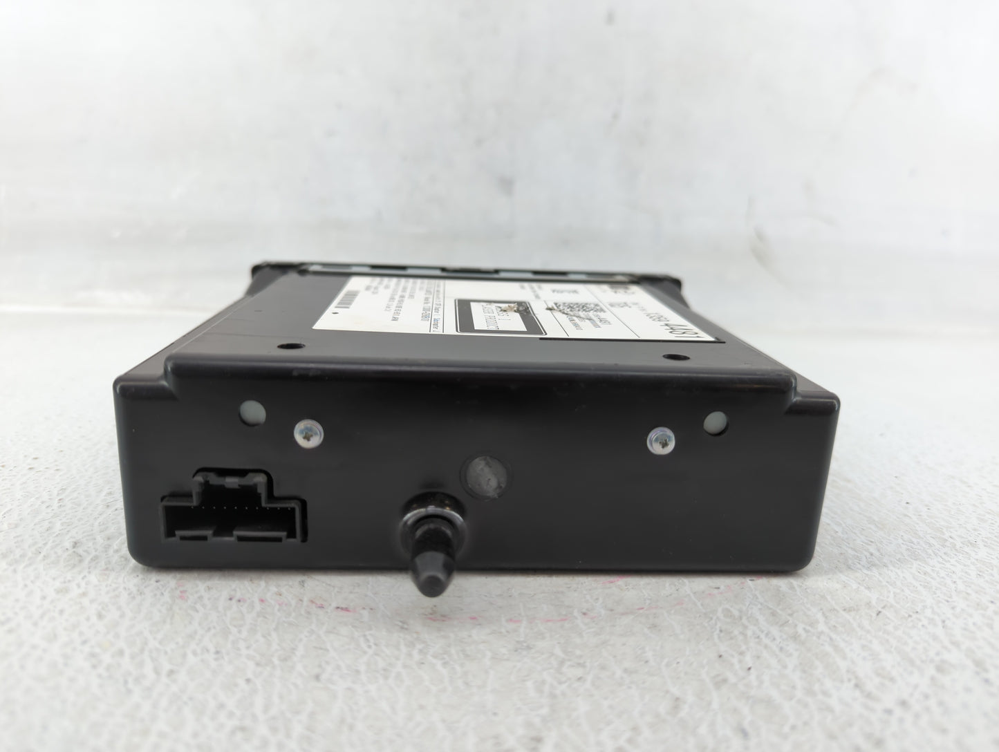2014-2014 Gmc Sierra 1500 Am Fm Cd Player Radio Receiver - Oemusedautoparts1.com