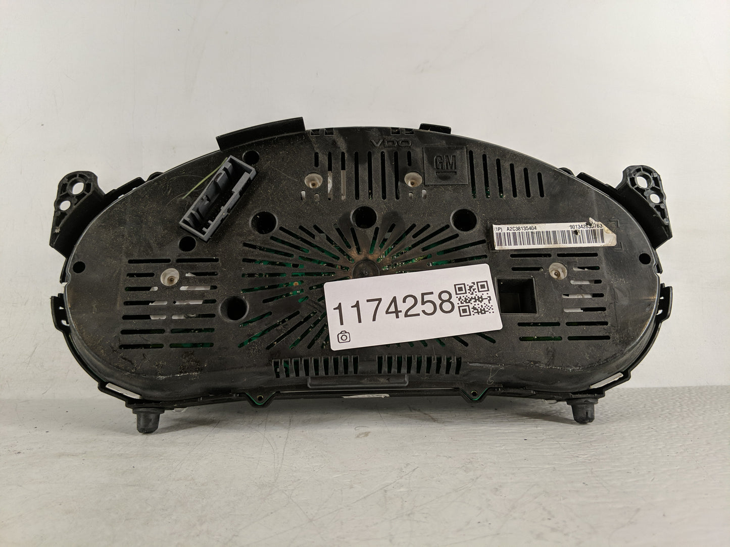 2013-2017 Gmc Terrain Instrument Cluster Speedometer Gauges P/N:23229484 Fits Fits 2013 2014 2015 2016 2017 OEM Used Auto Pa
