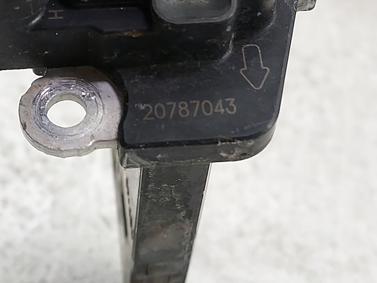 2012-2017 Gmc Terrain Mass Air Flow Meter Maf Sensor 1487745 - Oemusedautoparts1.com
