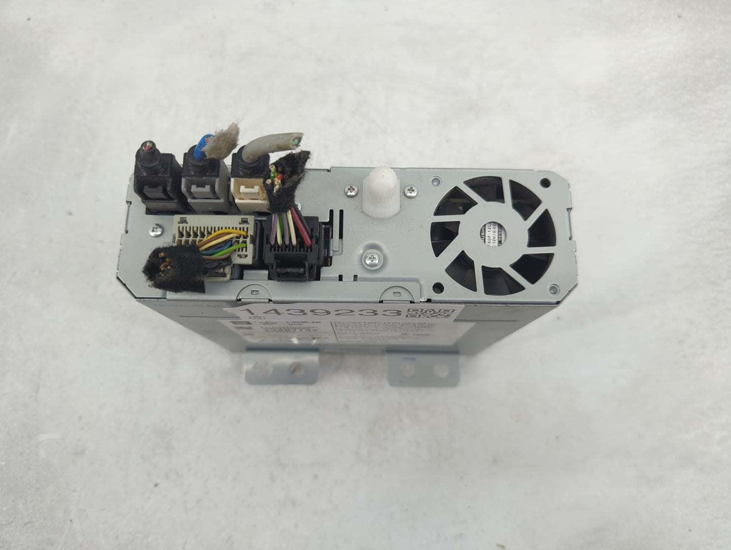 2015 Gmc Yukon Radio AM FM Cd Player Receiver Replacement P/N:23487132 Fits Fits 2013 2014 OEM Used Auto Parts - Oemusedauto