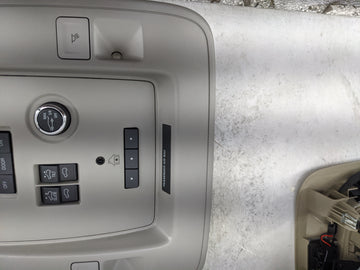 2015-2020 Gmc Yukon Overhead Console W/rear Climate Control Gray