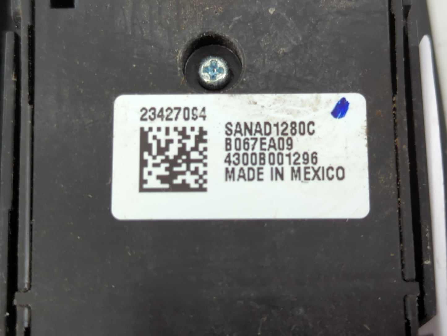 2015 Gmc Yukon Xl 1500 Master Power Window Switch Replacement Driver Side Left P/N:23427094 Fits Fits 2016 2017 2018 2019 20