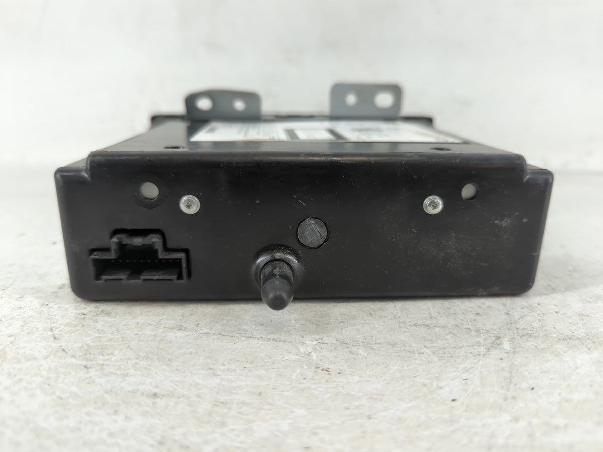 2015 Gmc Yukon Xl 1500 Radio AM FM Cd Player Receiver Replacement P/N:13590746 Fits Fits 2013 2014 OEM Used Auto Parts - Oem