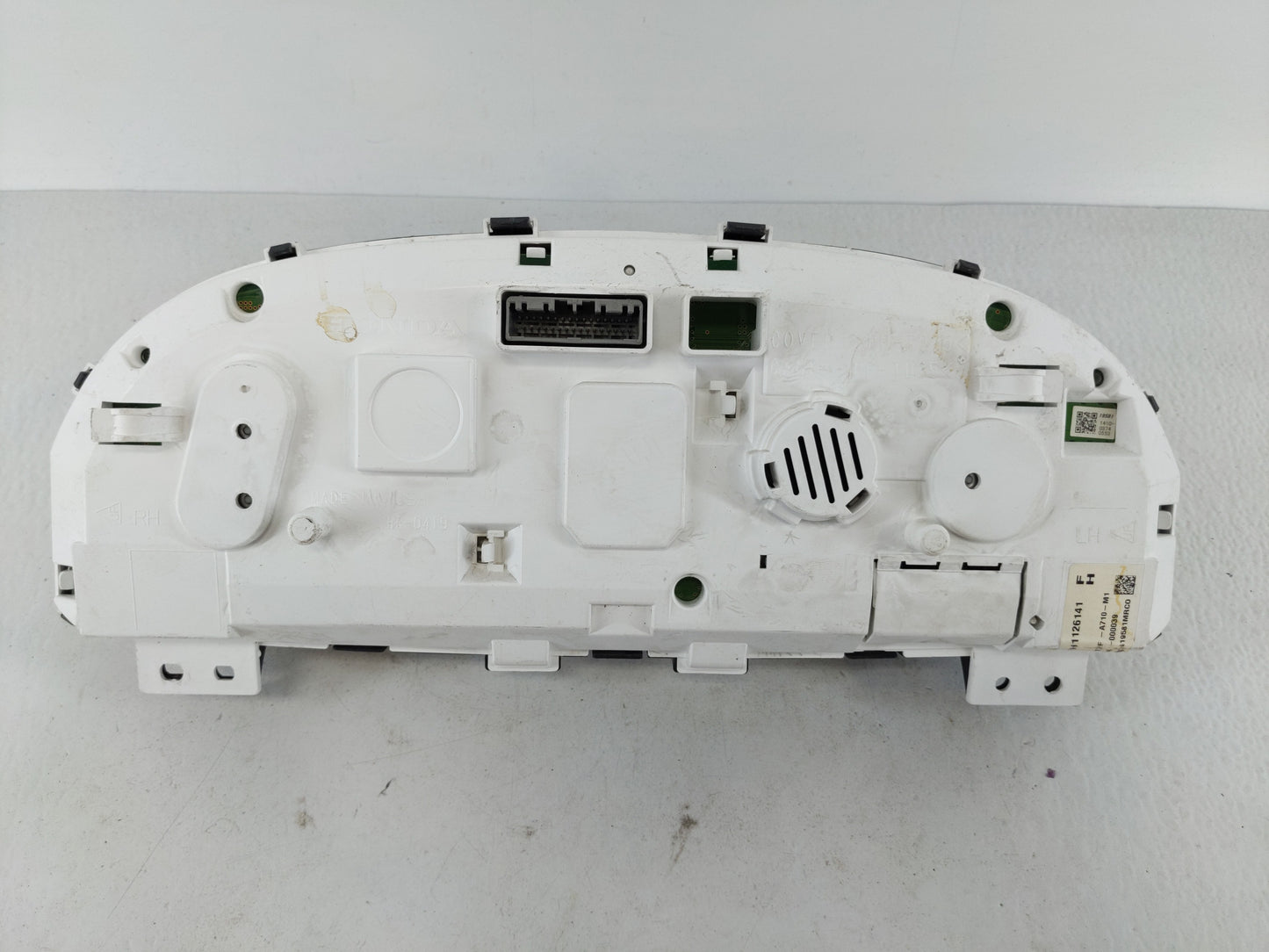 2015 Honda Accord Instrument Cluster Speedometer Gauges P/N:78100-T2F-A710-M1 Fits OEM Used Auto Parts - Oemusedautoparts1.c