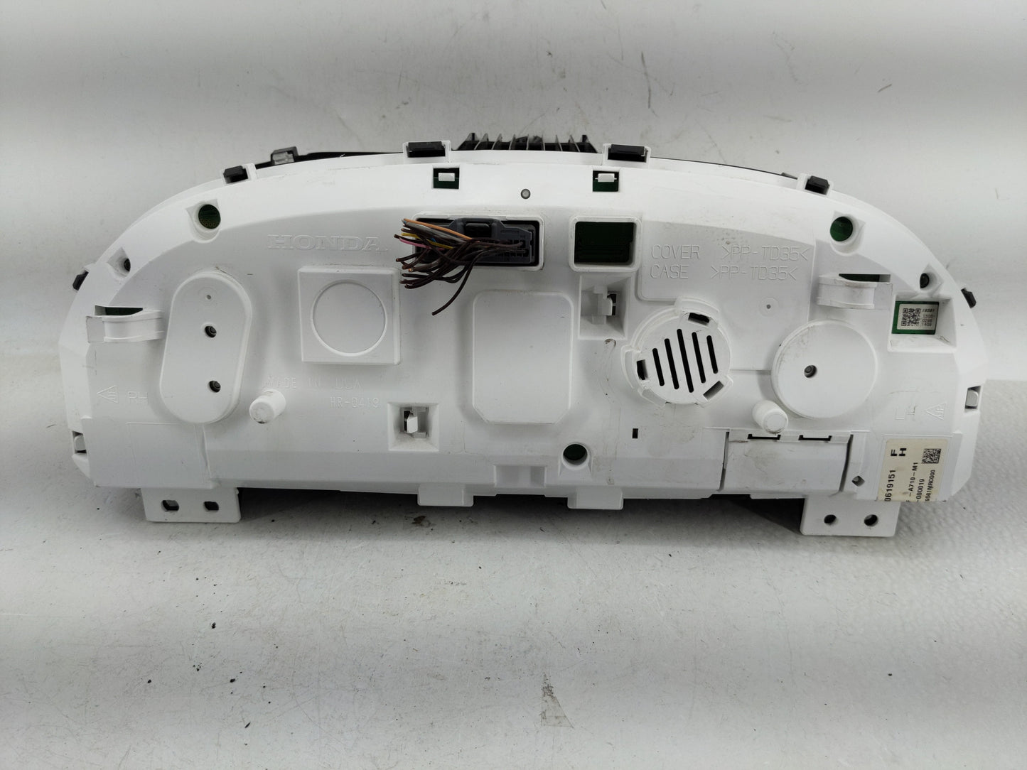 2015 Honda Accord Instrument Cluster Speedometer Gauges P/N:78100-T2F-A710-M1 Fits OEM Used Auto Parts - Oemusedautoparts1.c