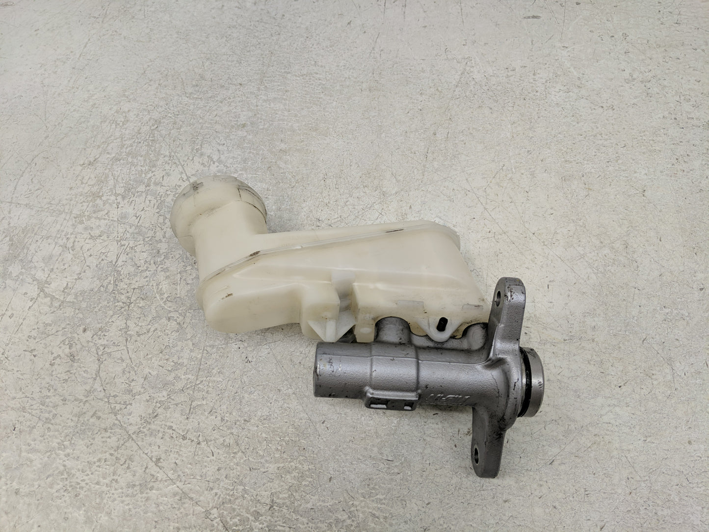 2013-2017 Honda Accord Brake Master Cylinder - Oemusedautoparts1.com
