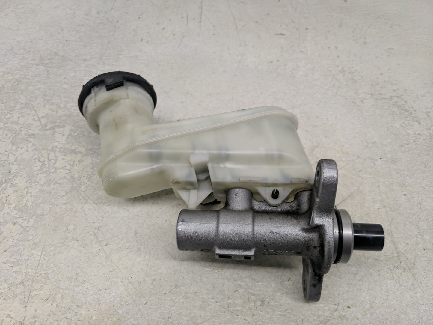 2013-2017 Honda Accord Brake Master Cylinder 1311263 - Oemusedautoparts1.com