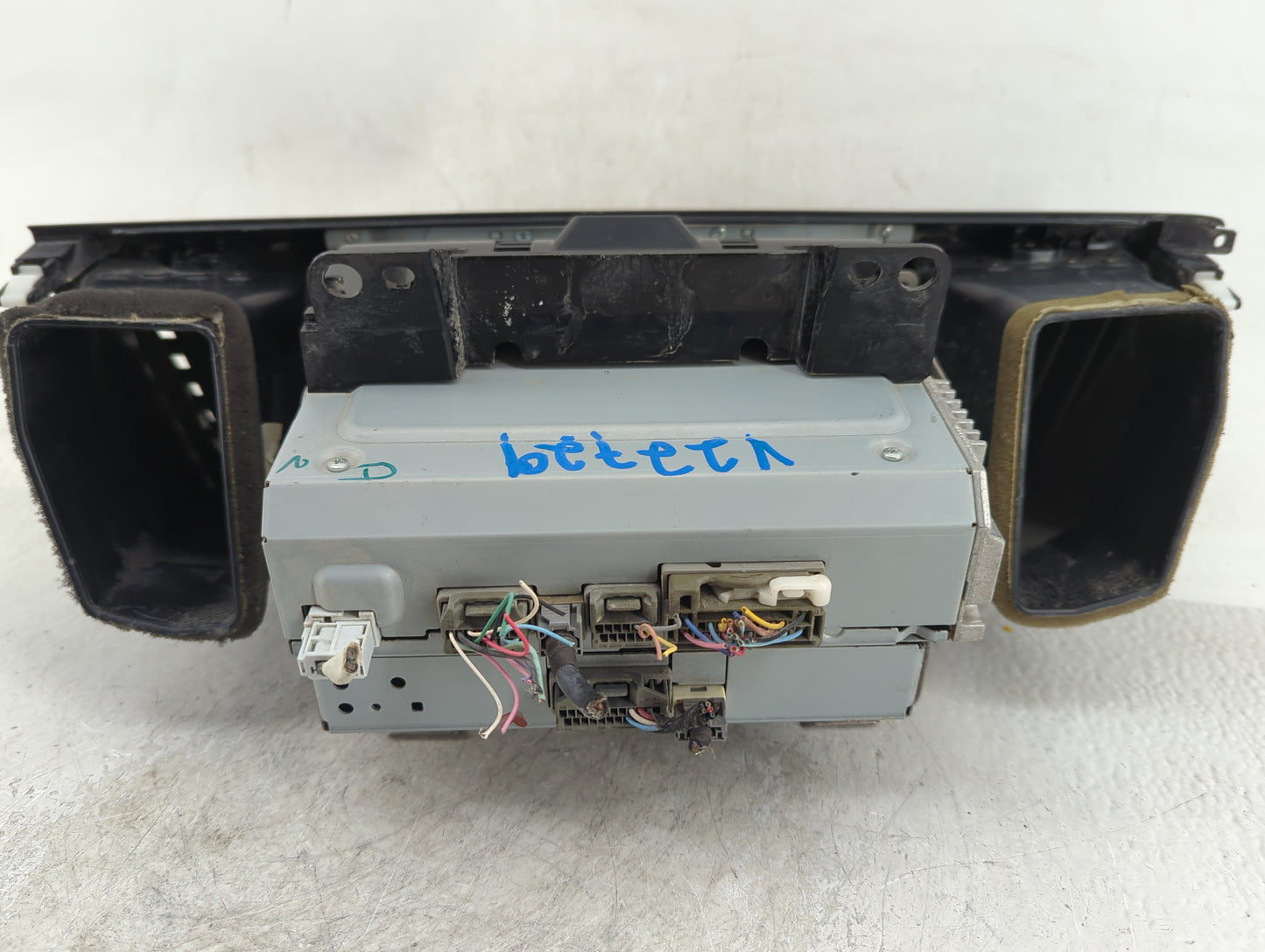 2013-2015 Honda Accord Radio AM FM Cd Player Receiver Replacement P/N:39100T2AA202 Fits Fits 2013 2014 2015 OEM Used Auto Pa