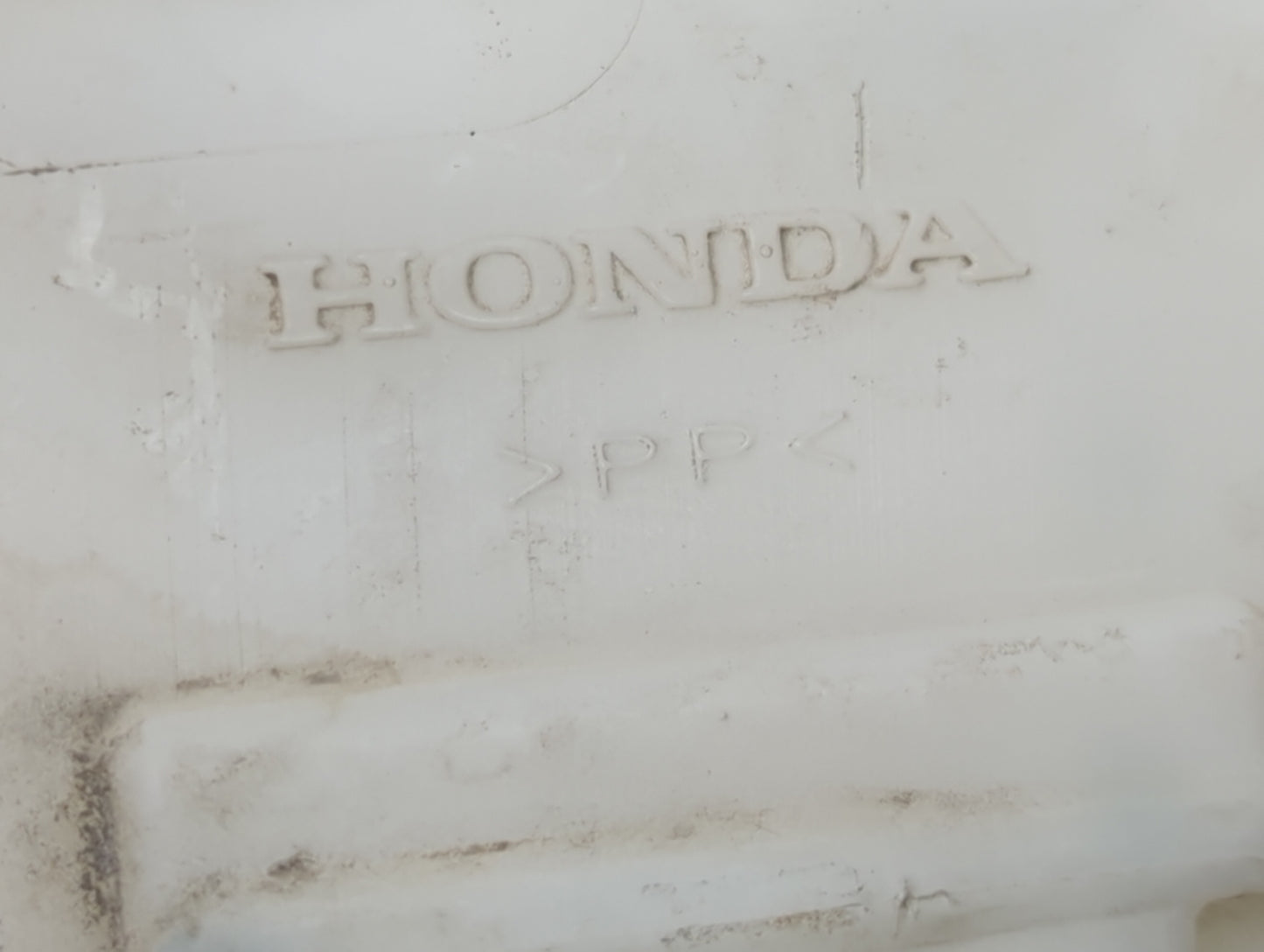 2013-2017 Honda Accord Radiator Coolant Overflow Expansion Tank Bottle 1465711 - Oemusedautoparts1.com