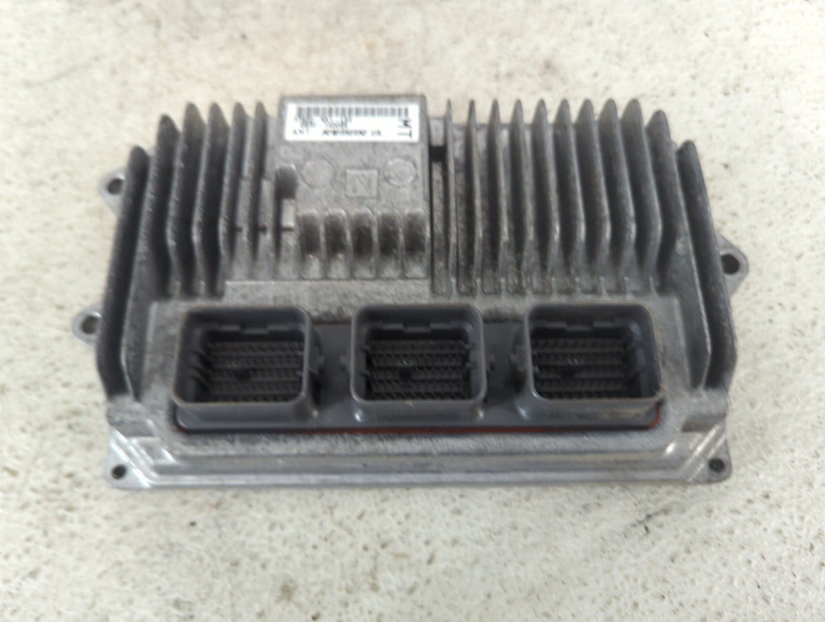 2015 Honda Accord PCM Engine Control Computer ECU ECM PCU OEM P/N:37820-5A1-L64 G632-140099 Fits OEM Used Auto Parts - Oemus
