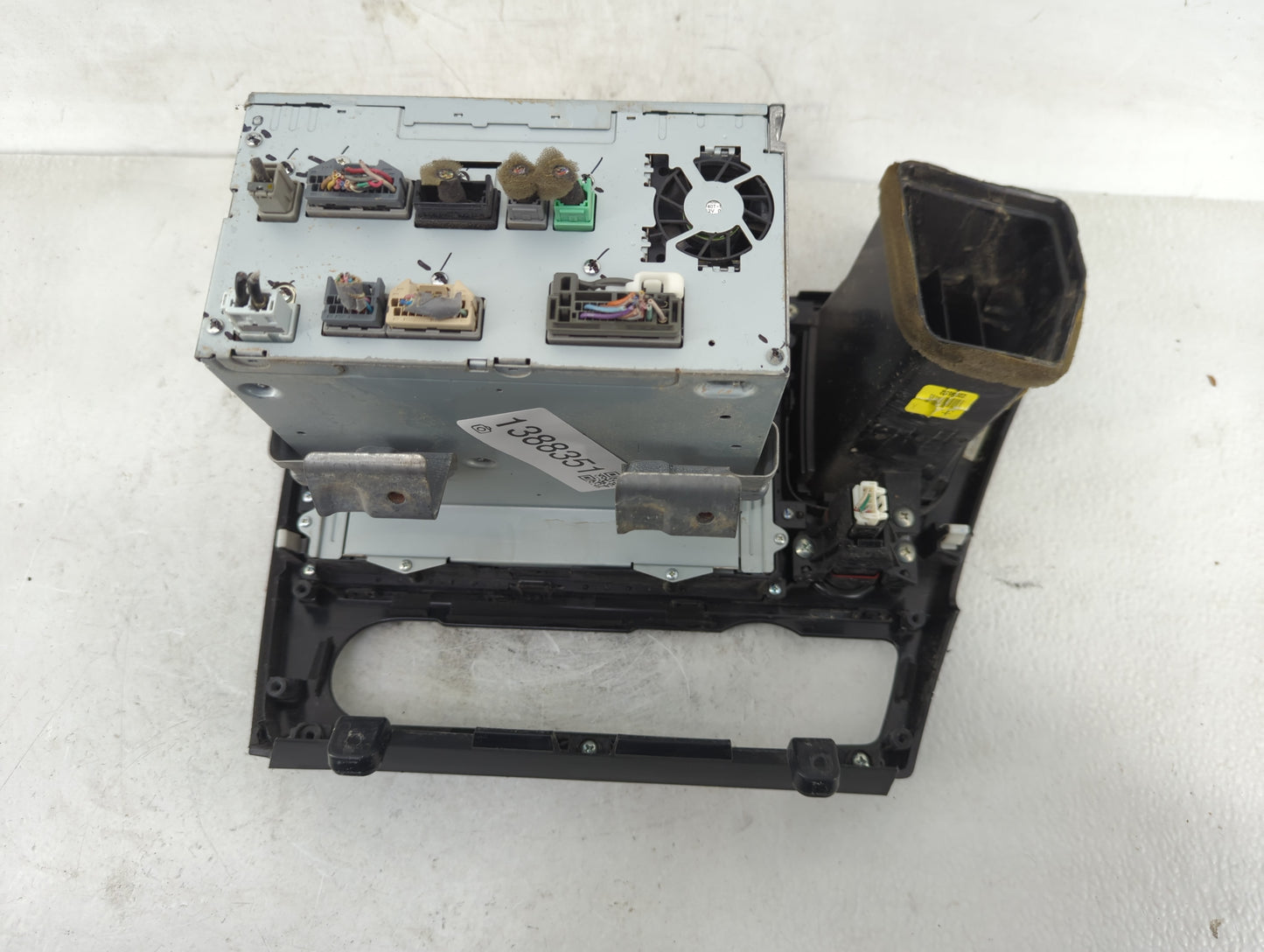 2014-2015 Honda Civic Radio AM FM Cd Player Receiver Replacement P/N:39100-TR6-A52-M1 Fits Fits 2014 2015 OEM Used Auto Part