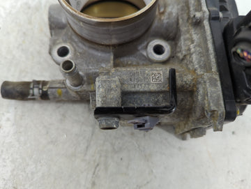 2015-2019 Honda Cr-V Throttle Body Fits Fits 2013 2014 2015 2016 2017 2018 2019 2020 2021 2022 OEM Used Auto Parts