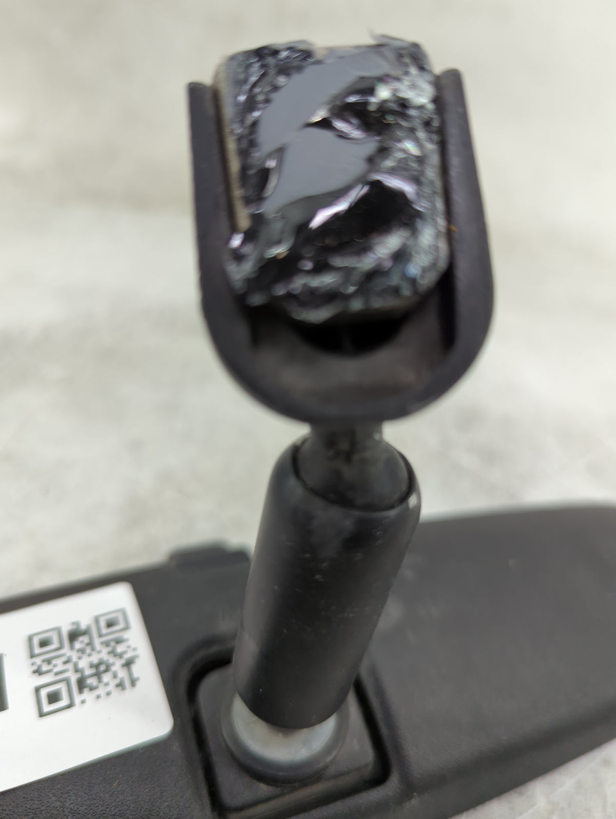 2003-2011 Honda Element Interior Rear View Mirror Replacement OEM P/N:015617 Fits OEM Used Auto Parts - Oemusedautoparts1.co