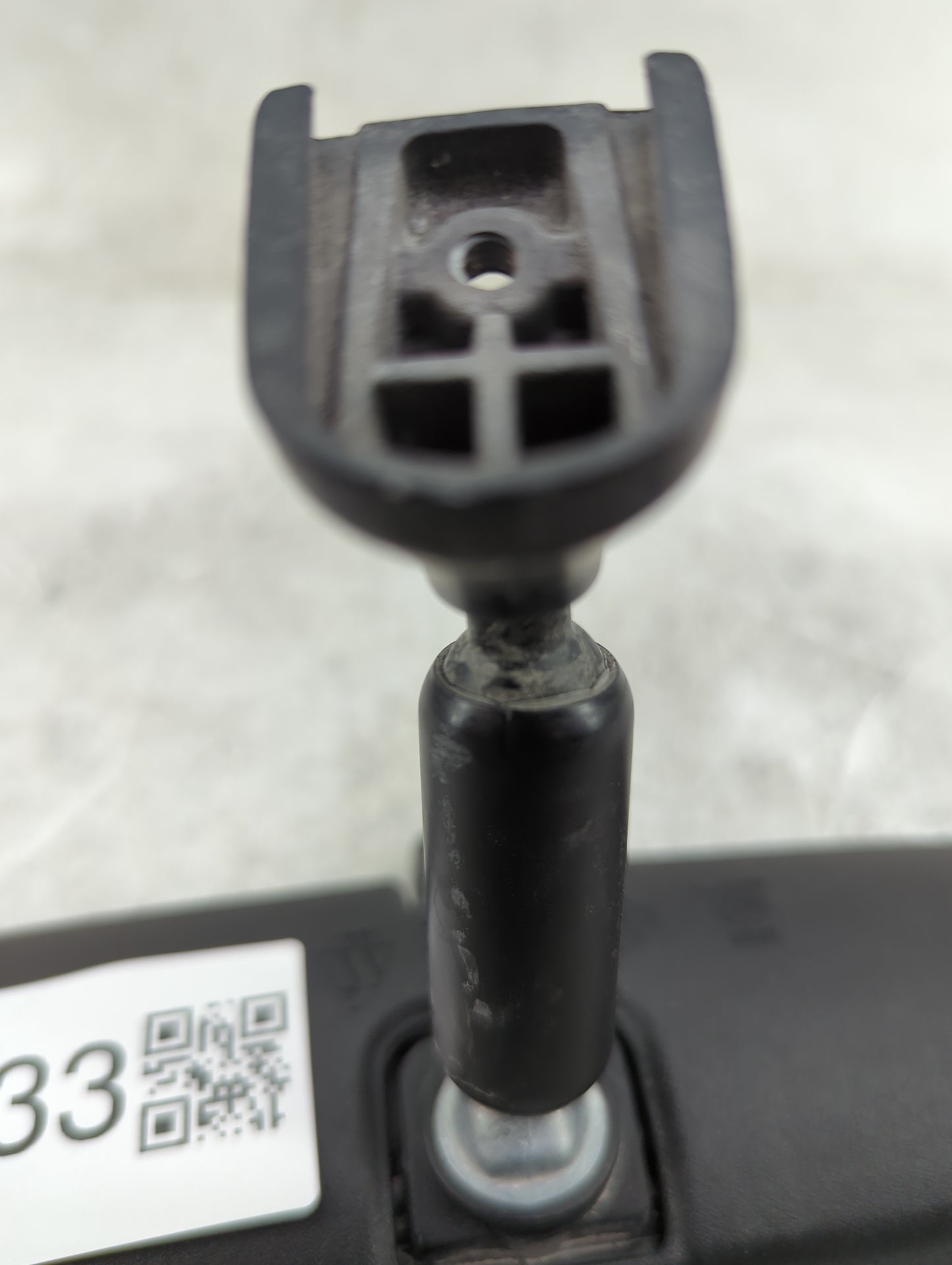 2003-2011 Honda Element Interior Rear View Mirror Replacement OEM P/N:045617 015617 Fits OEM Used Auto Parts - Oemusedautopa