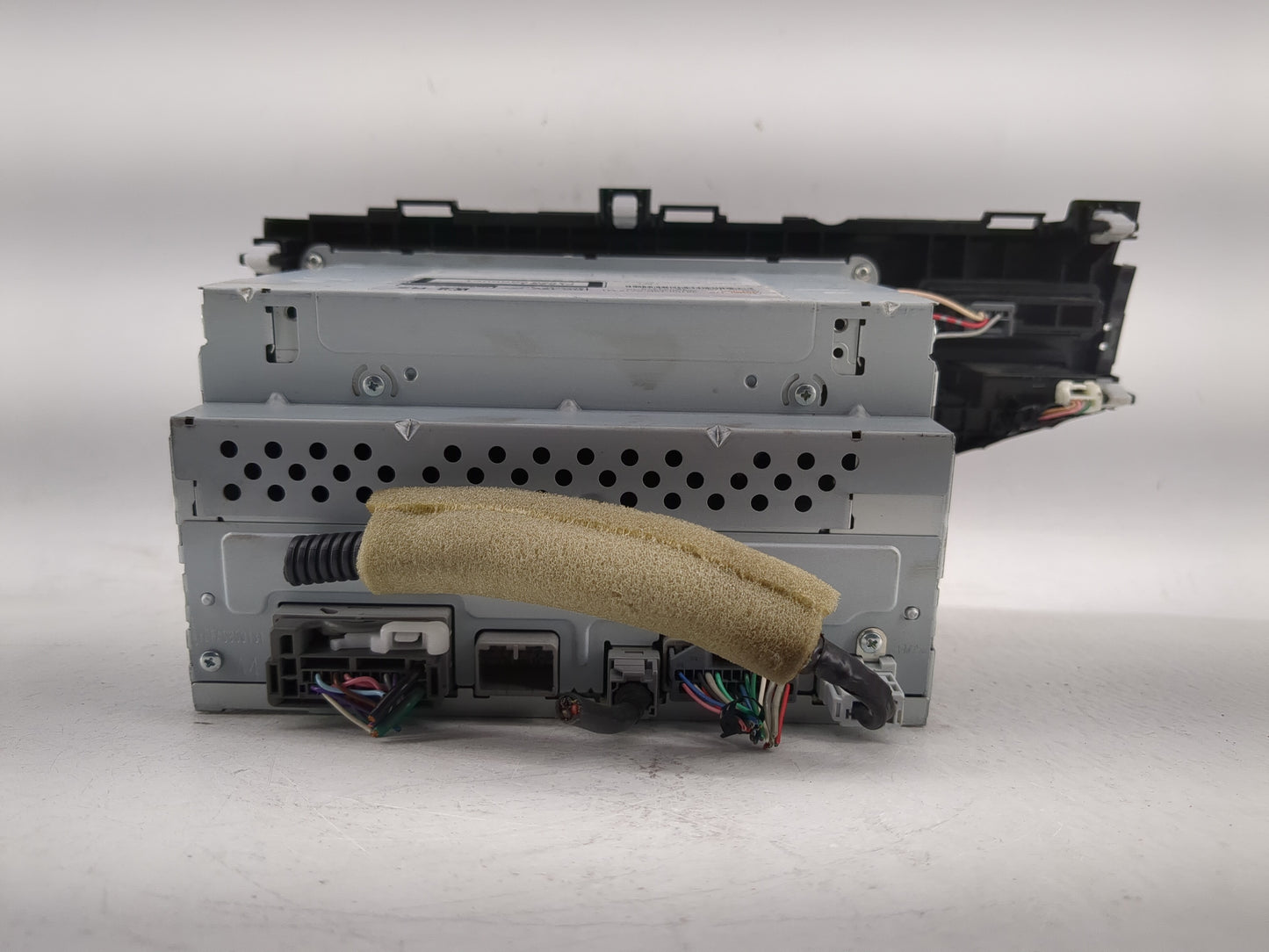 2015-2019 Honda Fit Radio AM FM Cd Player Receiver Replacement P/N:39100-T5R-A712-M1 Fits Fits 2015 2016 2017 2018 2019 OEM