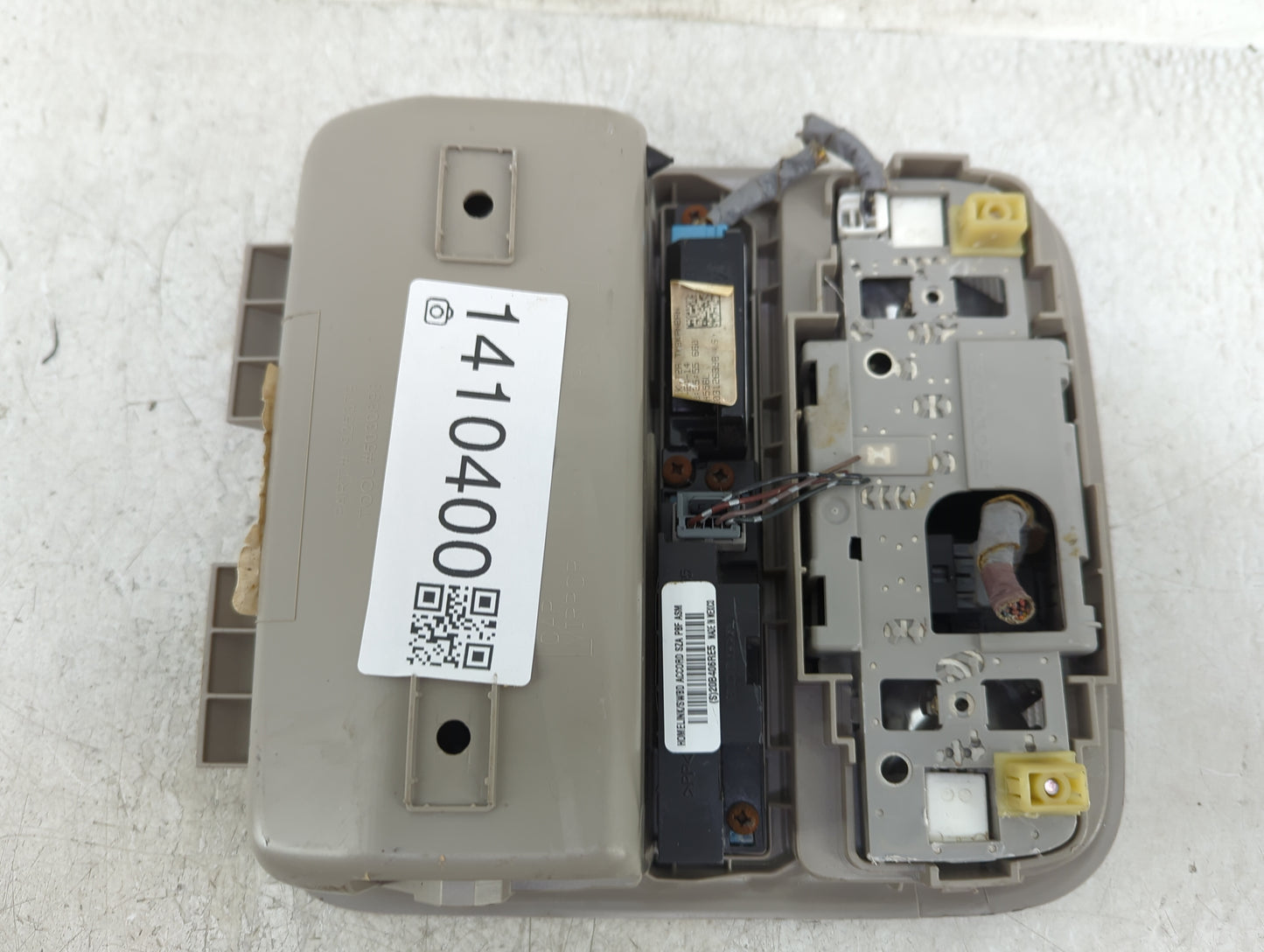 2015 Honda Odyssey Overhead Roof Console - Oemusedautoparts1.com