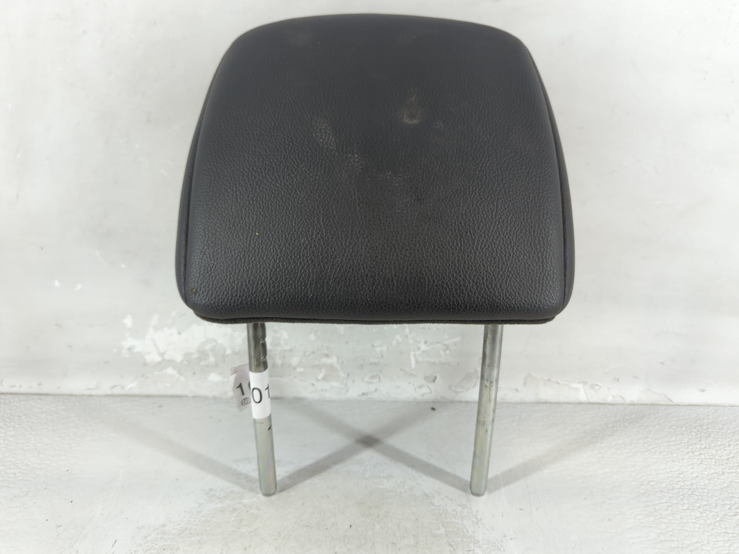 2013-2015 Honda Pilot Headrest Head Rest Rear Center Seat Fits Fits 2013 2014 2015 OEM Used Auto Parts - Oemusedautoparts1.c