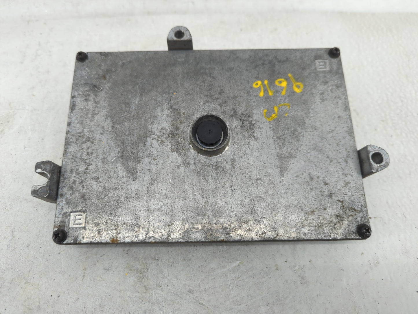 2013-2015 Honda Pilot PCM Engine Control Computer ECU ECM PCU OEM P/N:37820-RN0-M11 Fits Fits 2013 2014 2015 OEM Used Auto P