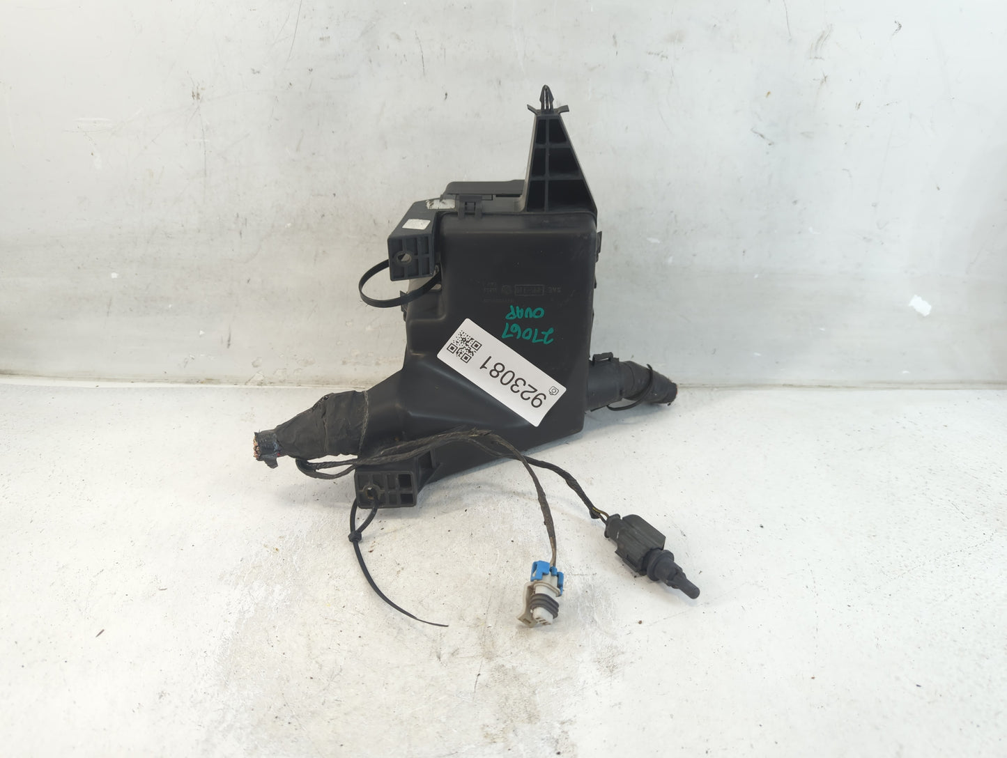 2012-2015 Honda Pilot Fusebox Fuse Box Panel Relay Module P/N:7154-8633-30 Fits Fits 2012 2013 2014 2015 OEM Used Auto Parts