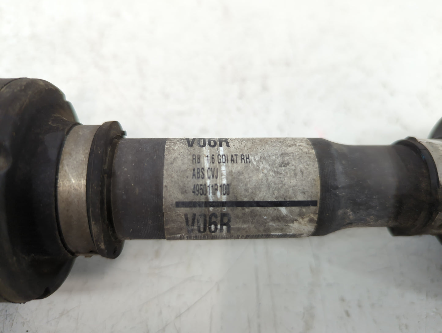 2012-2017 Hyundai Accent Axle Shaft Front Passenger Cv C/v - Oemusedautoparts1.com