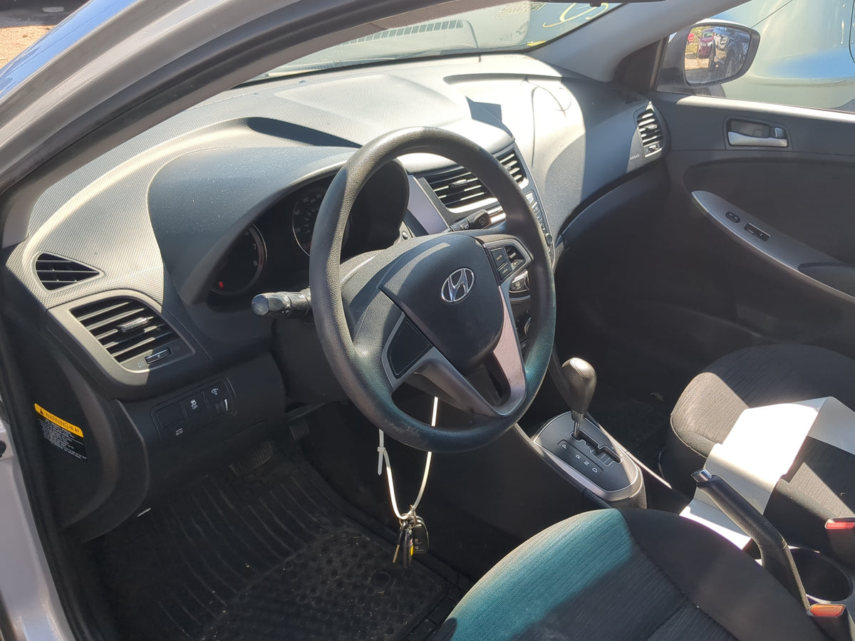 2012-2017 Hyundai Accent Air Bag Driver Left Steering Wheel Mounted 1173324 - Oemusedautoparts1.com