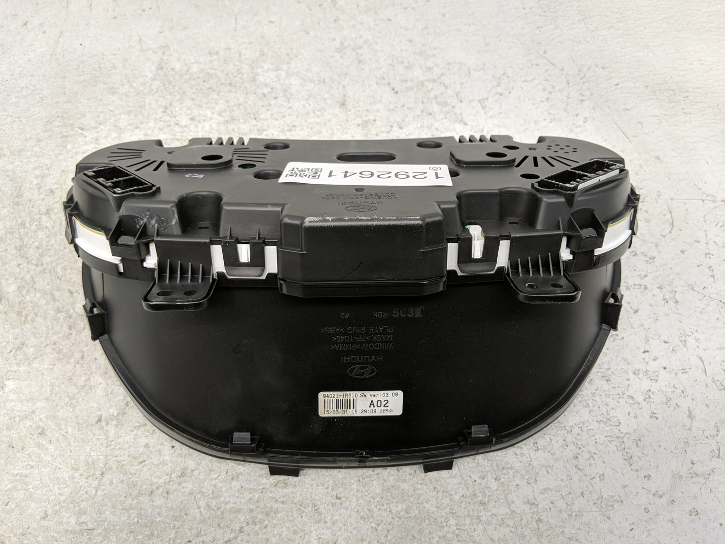 2015-2017 Hyundai Accent Instrument Cluster Speedometer Gauges P/N:94021-1R510 Fits Fits 2015 2016 2017 OEM Used Auto Parts