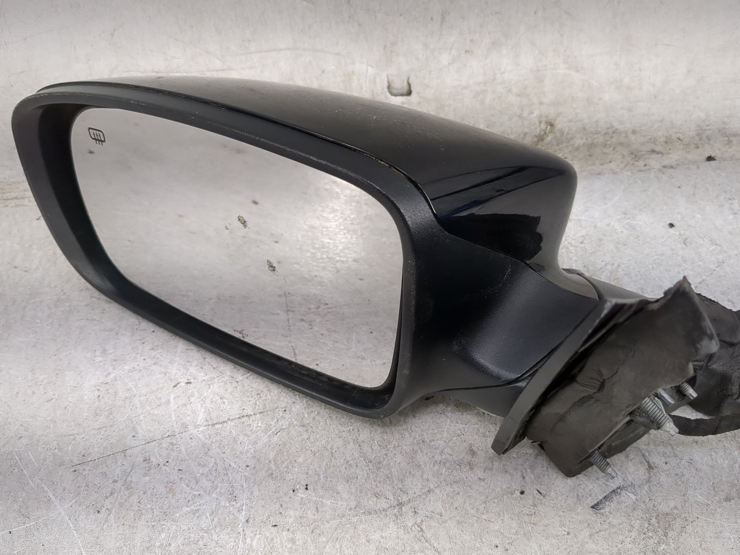 2015 Hyundai Accent Driver Side View Mirror - Left Door Mirror OEM Used - Oemusedautoparts1.com