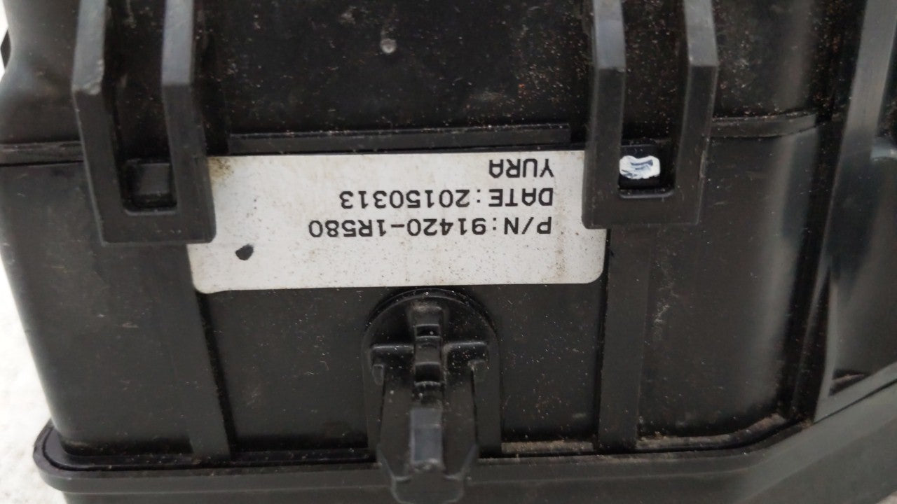 2015-2017 Hyundai Accent Fusebox Fuse Box Panel Relay Module P/N:91420-1R580 Fits Fits 2015 2016 2017 OEM Used Auto Parts -