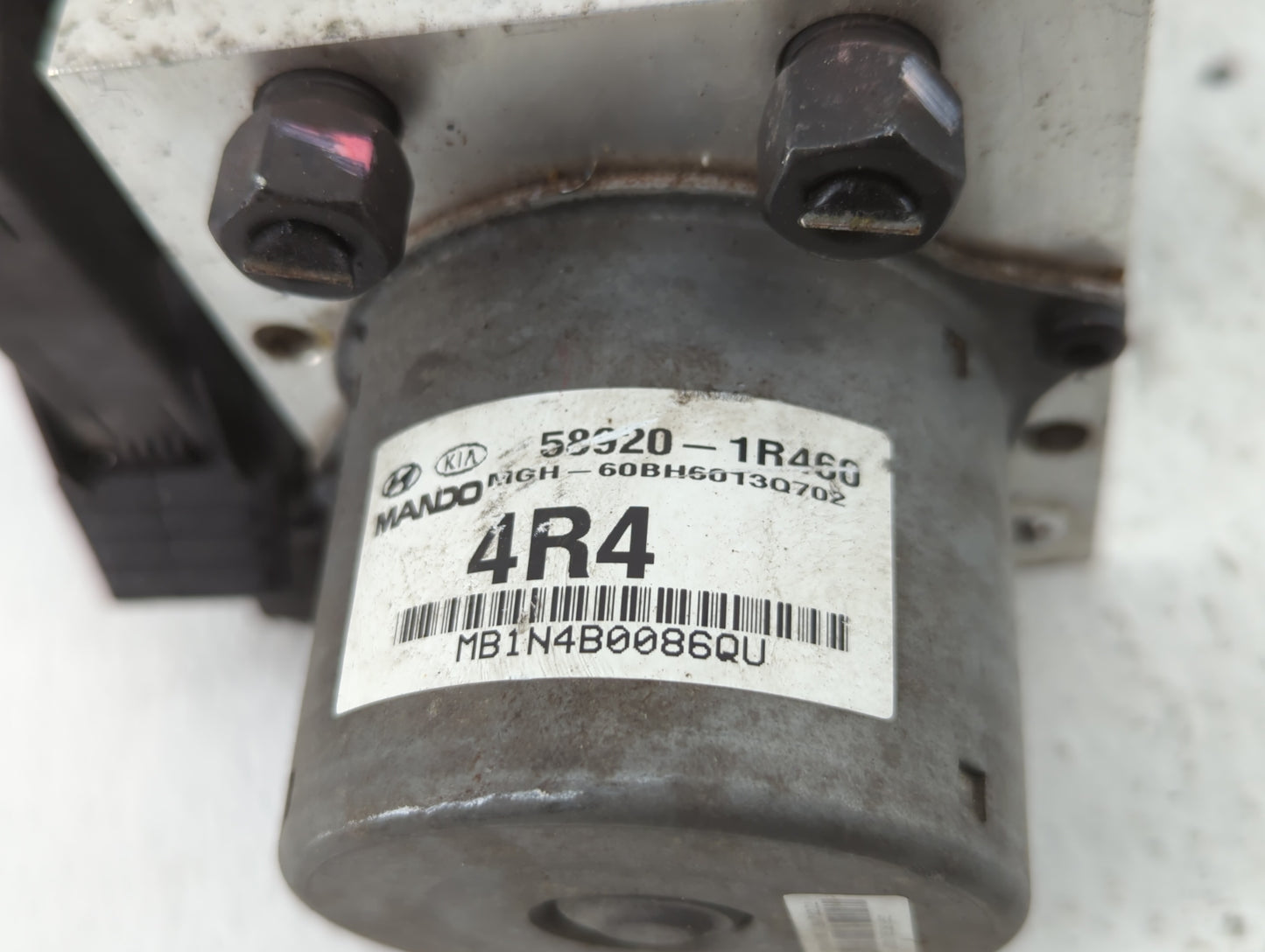 2015-2017 Hyundai Accent ABS Pump Control Module Replacement P/N:58920-1R460 Fits Fits 2015 2016 2017 OEM Used Auto Parts -