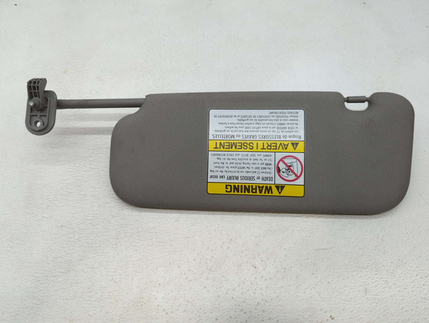 2014-2017 Hyundai Accent Sun Visor Shade Replacement Passenger Right Mirror Fits Fits 2014 2015 2016 2017 OEM Used Auto Part