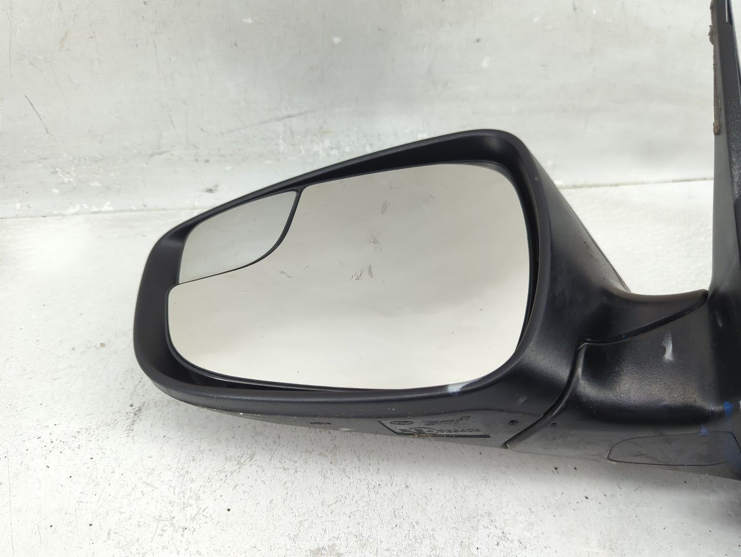 2014-2016 Hyundai Elantra Driver Side View Mirror - Left Door Mirror OEM Used - Oemusedautoparts1.com