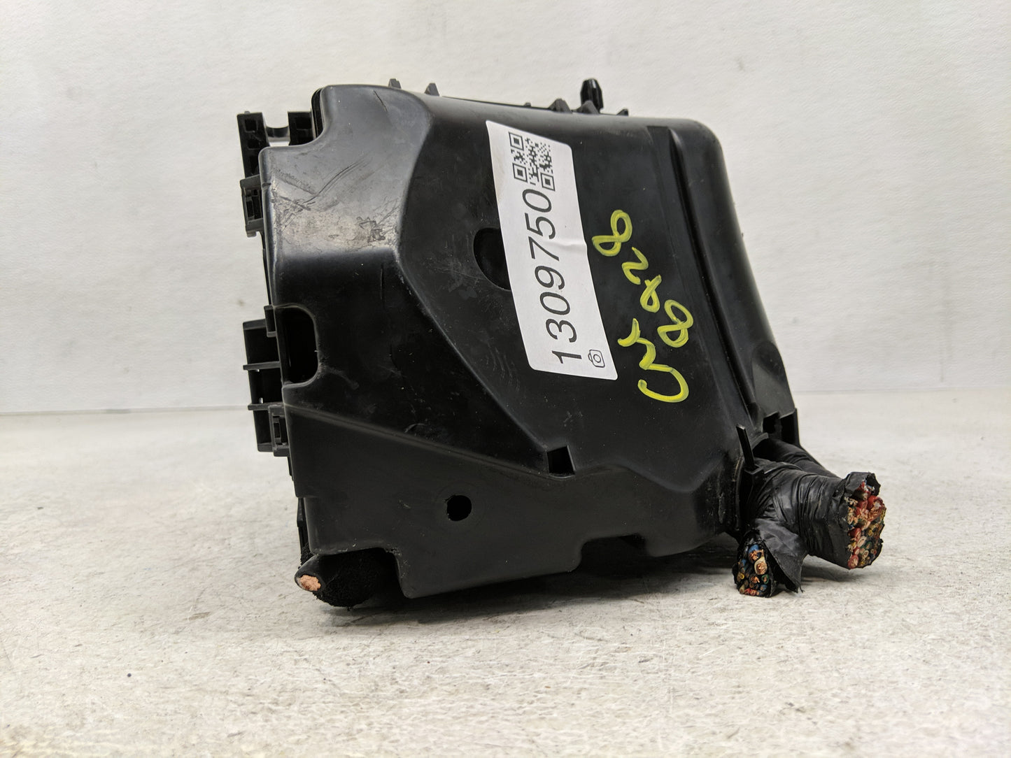 2014-2016 Hyundai Elantra Fusebox Fuse Box Panel Relay Module P/N:91265 3X060 Fits Fits 2014 2015 2016 OEM Used Auto Parts -