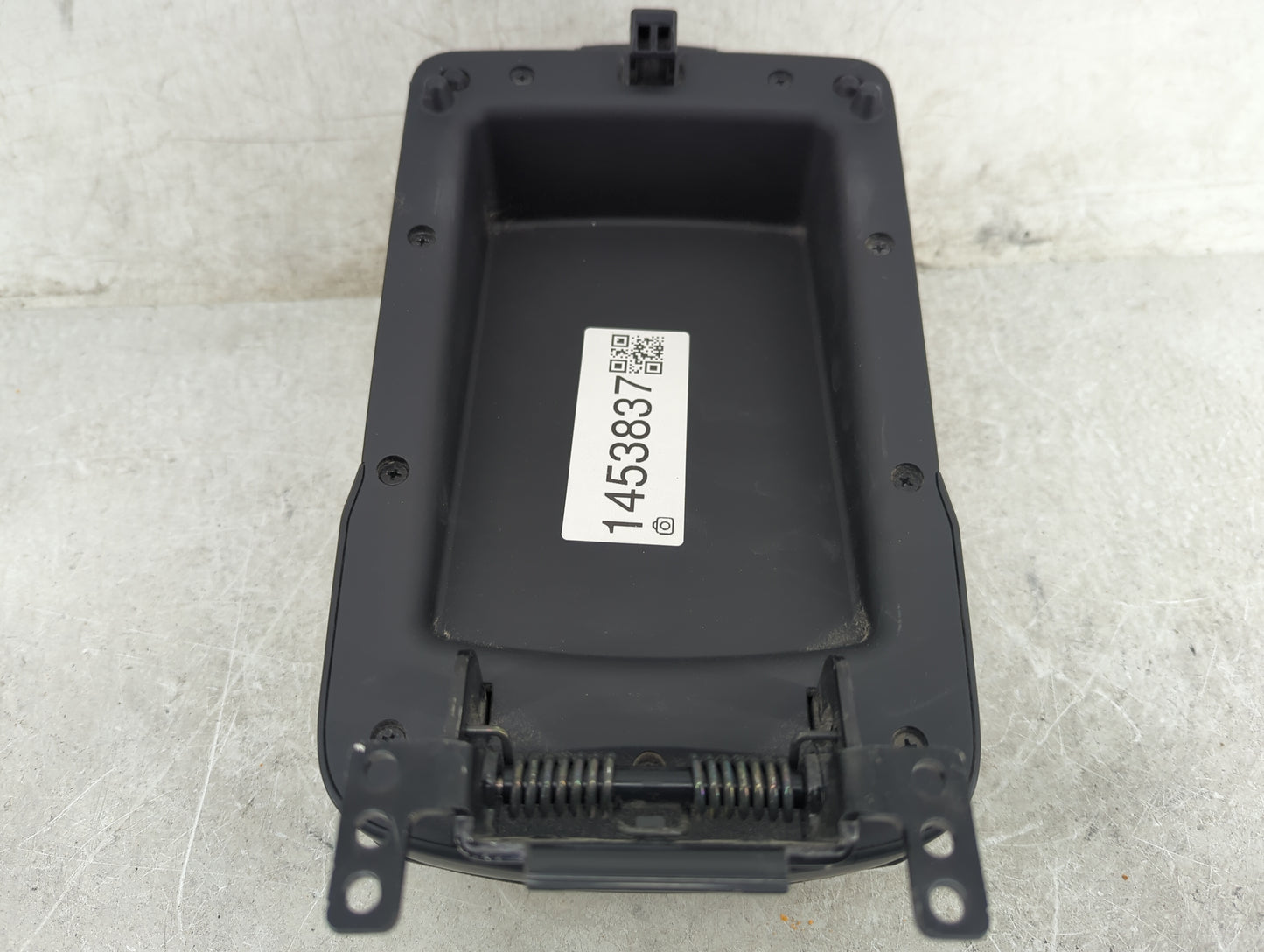 2015 Hyundai Elantra Center Floor Console Fits OEM Used Auto Parts - Oemusedautoparts1.com
